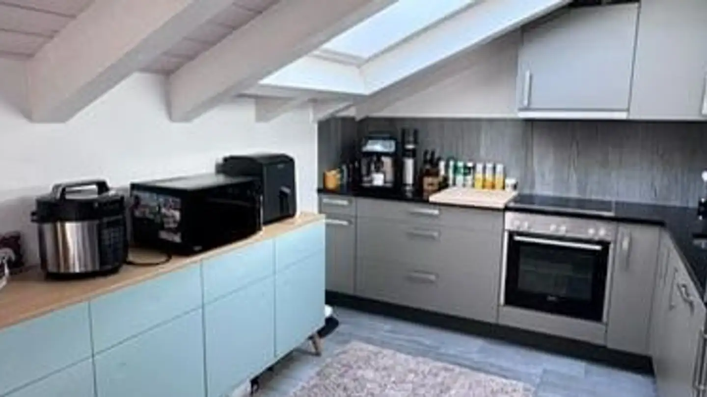 Dachgeschosswohnung mieten - Bahnhofstrasse 55, 3613 Steffisburg