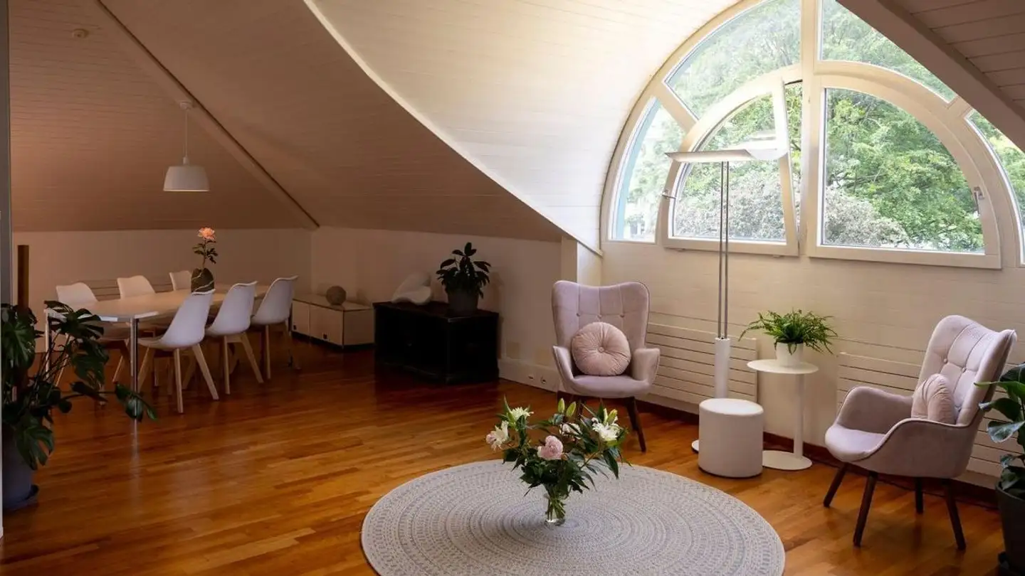 Office space for rent - St. Gallerstrasse 161, 8645 Jona