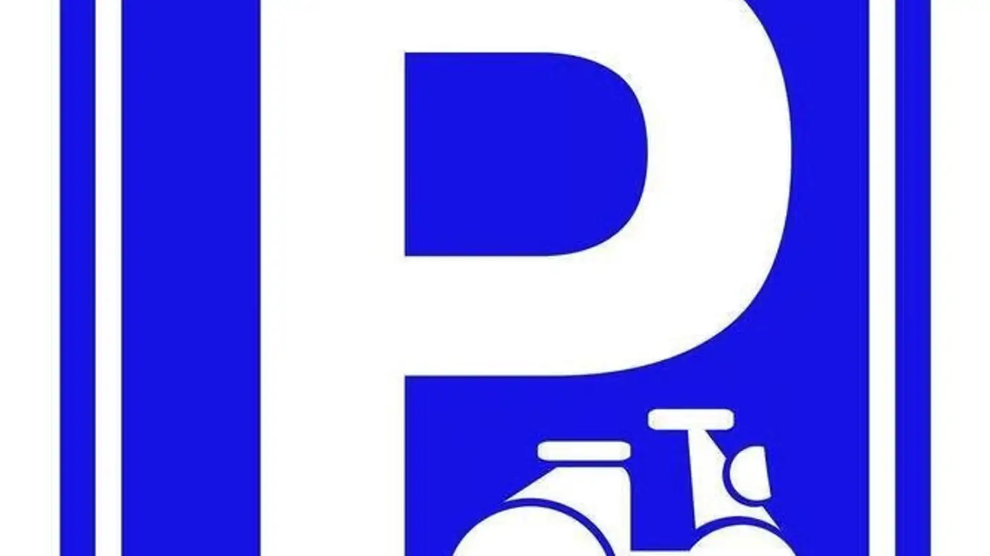 Outdoor motorbike parking space for rent - Lindenbrunnenstrasse 2, 6274 Eschenbach LU