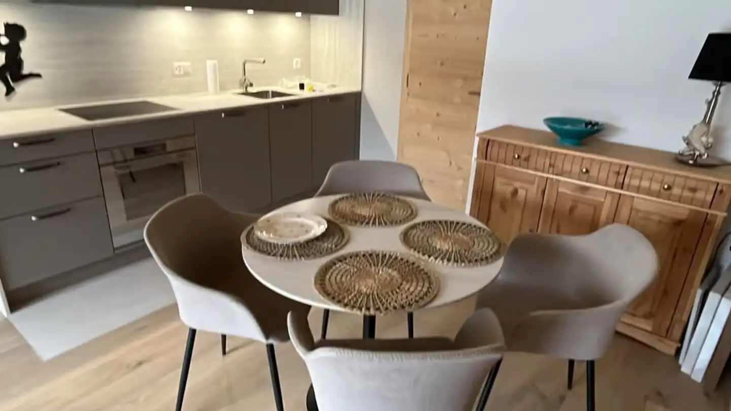 Apartment for rent - Route Royale, 1865 Les Diablerets - Photo 2
