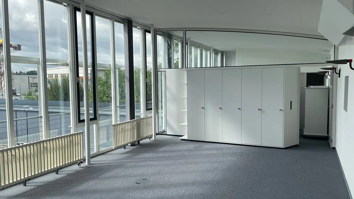 Spazio ufficio in affitto - Landstrasse 3, 5453 Remetschwil - Photo 2