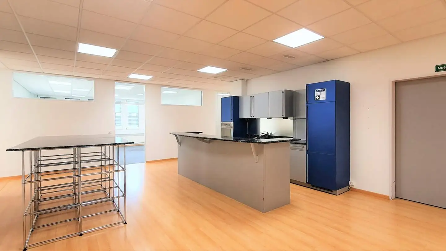 Spazio ufficio in affitto - Bösch 80b, 6331 Hünenberg - Photo 4