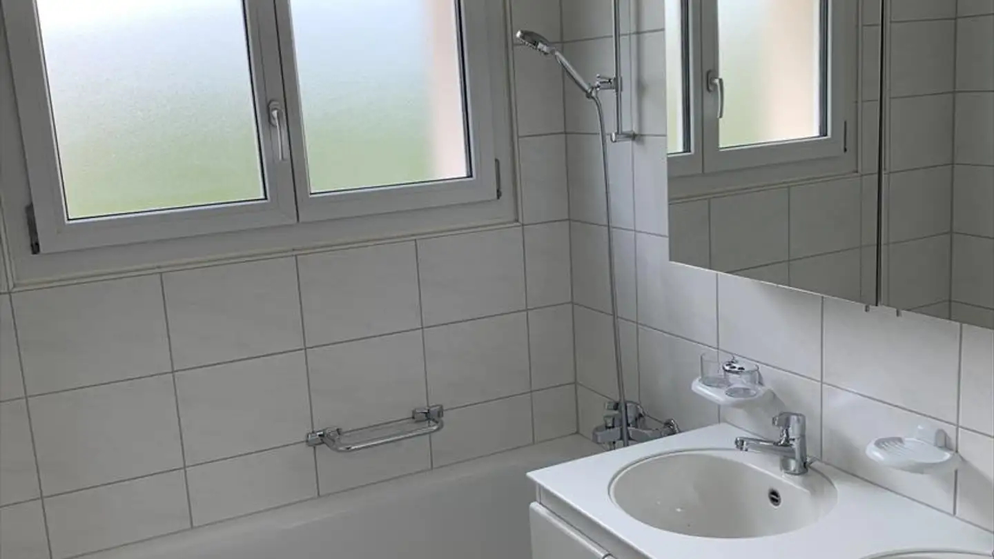 Appartamento in affitto - Loowiesenstrasse 17, 8106 Adlikon b. Regensdorf - Photo 4