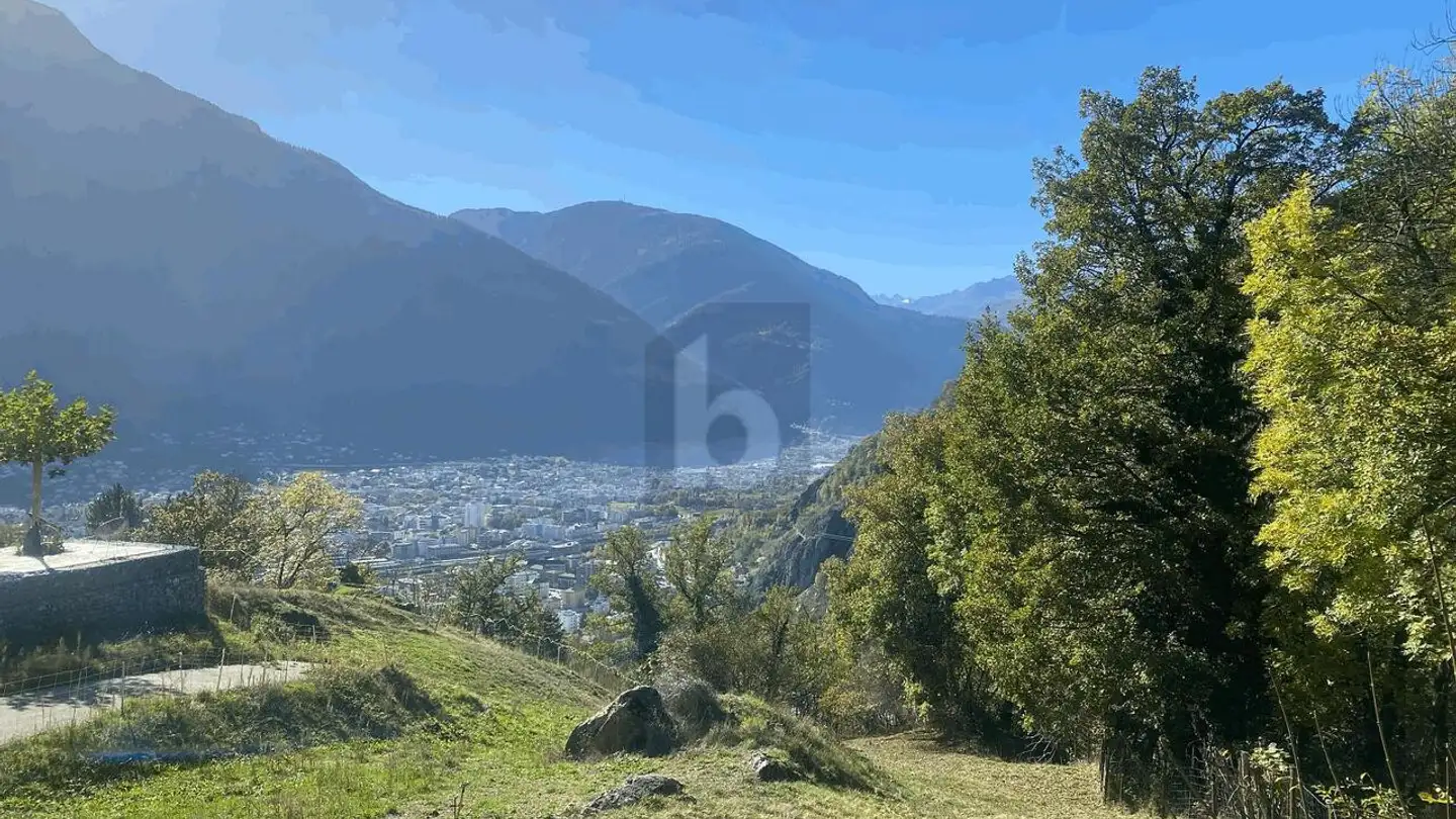 Constructible plot for sale - 3904 Naters
