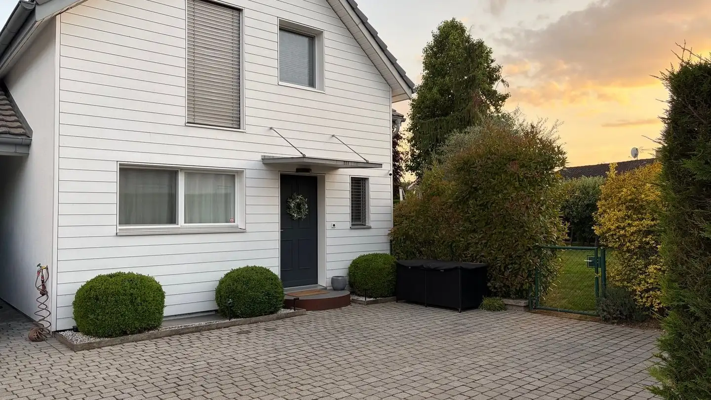 Single house for rent - 1295 Tannay