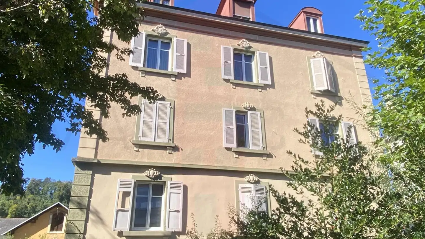 Mischgenutztes Gebäude kaufen - 2900 Porrentruy