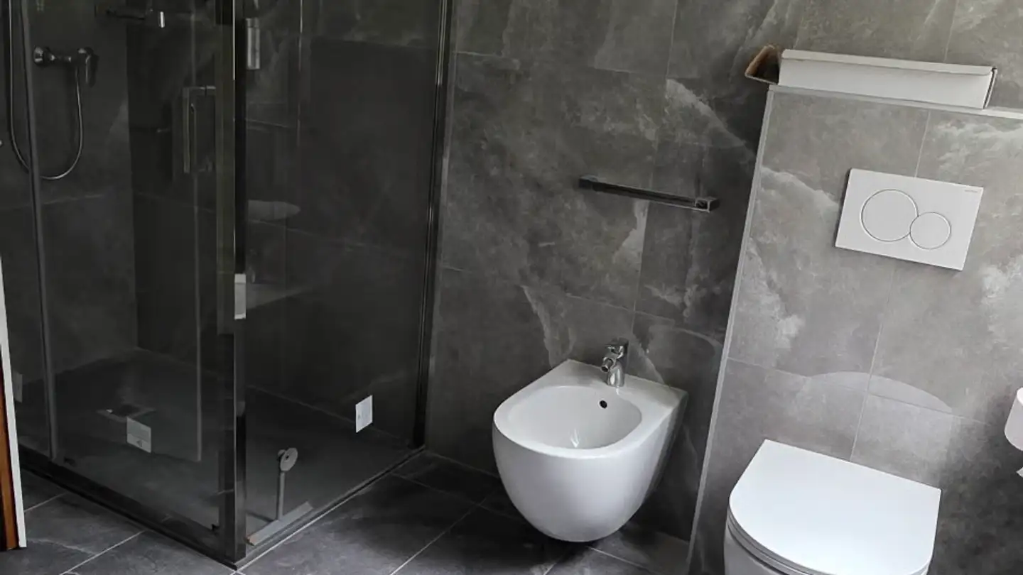 Appartement à louer - In Geráscia Da Sóra 8, 6703 Osogna - Photo 2