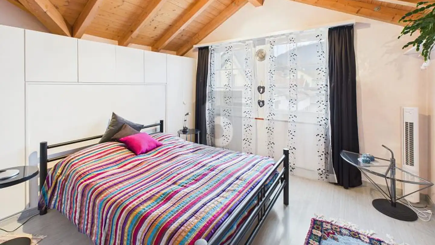 Dachgeschosswohnung mieten - 7403 Rhäzüns - Foto 4