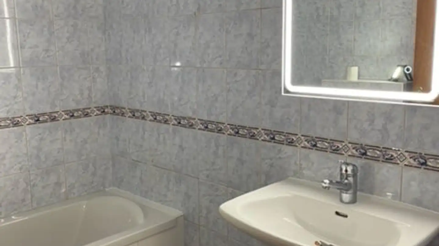 Appartamento in affitto - Rue Du Verger 4, 2105 Travers - Foto 2