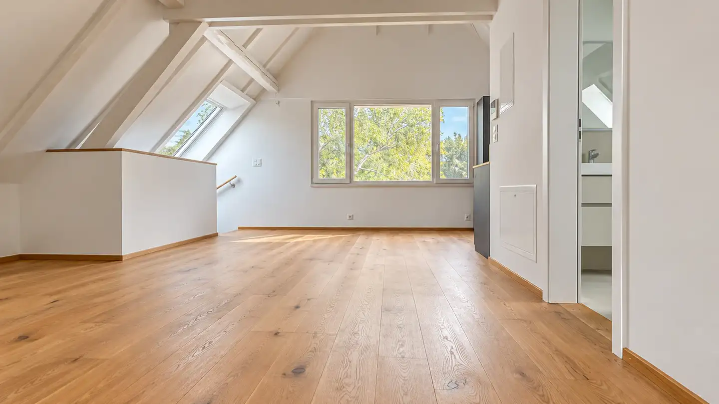 Attic flat for rent - Emil Frey-Strasse 111, 4142 Münchenstein
