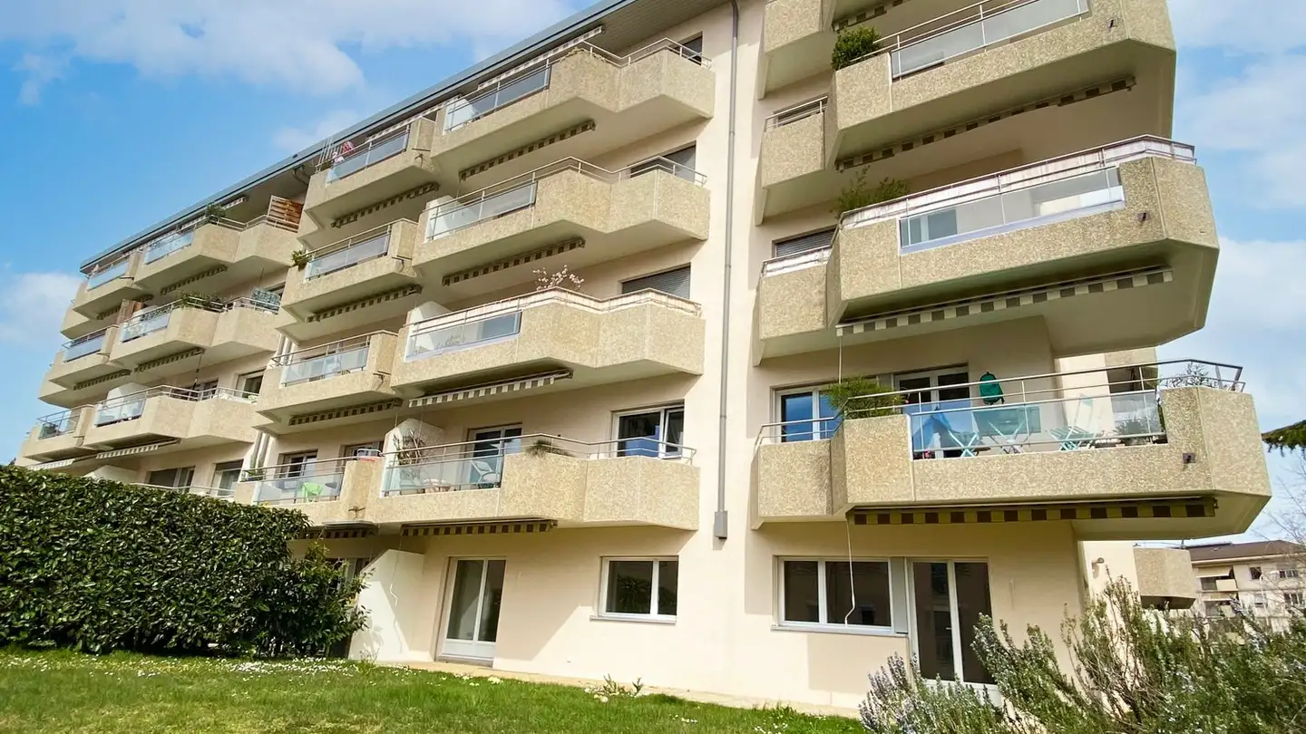 Einzelgarage mieten - Chemin Des Pâquerettes 5, 1260 Nyon