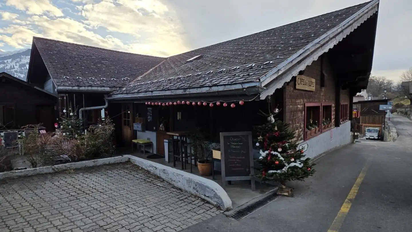 Chalet for sale - Route Du Village 2, 1880 Les Plans-sur-Bex - Photo 4