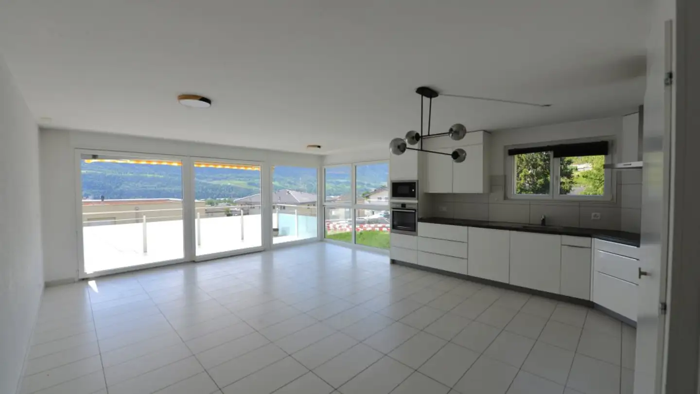 Appartement à louer - Sierre, 3960 Sierre - Photo 2