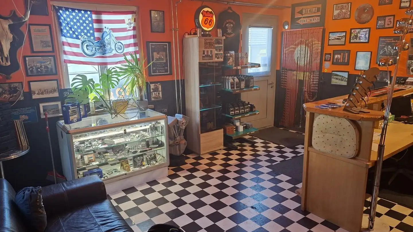 Commerciale in affitto - Effretikerstrasse 3, 8604 Volketswil