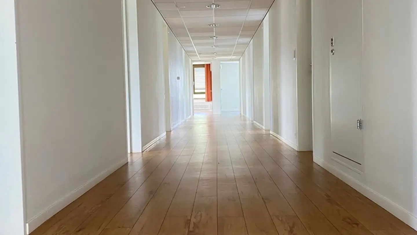 Commerciale in affitto - Rue De Lausanne 55, 1110 Morges - Photo 3