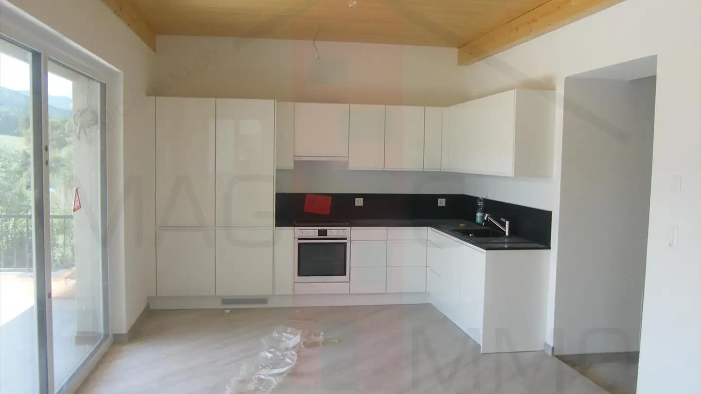 Mixed-use building for sale - 2800 Delémont