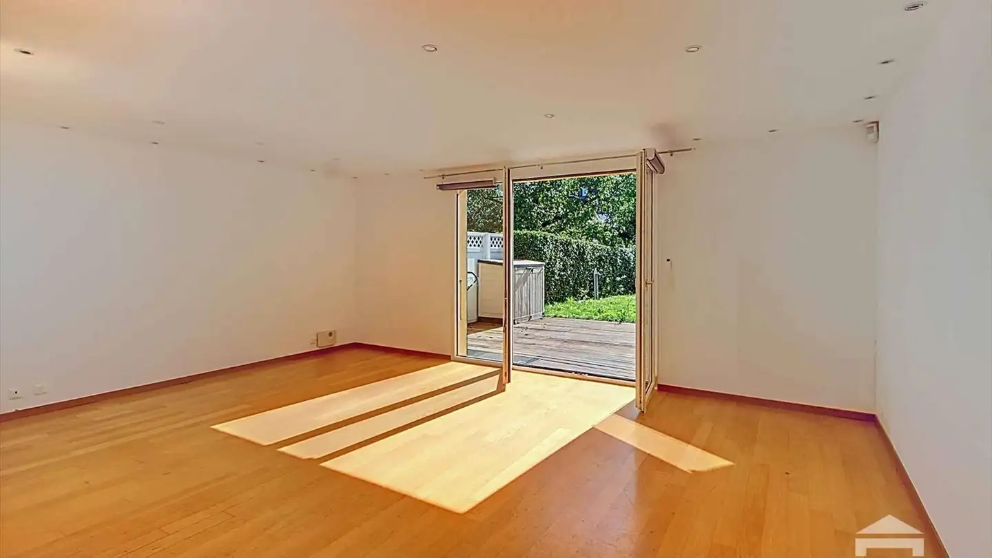 Casa a schiera in vendita - 1263 Crassier - Photo 2