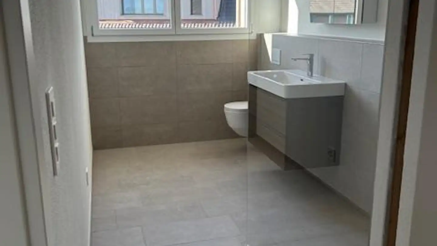 Attique à louer - Bachmatten 3, 6042 Dietwil - Photo 2