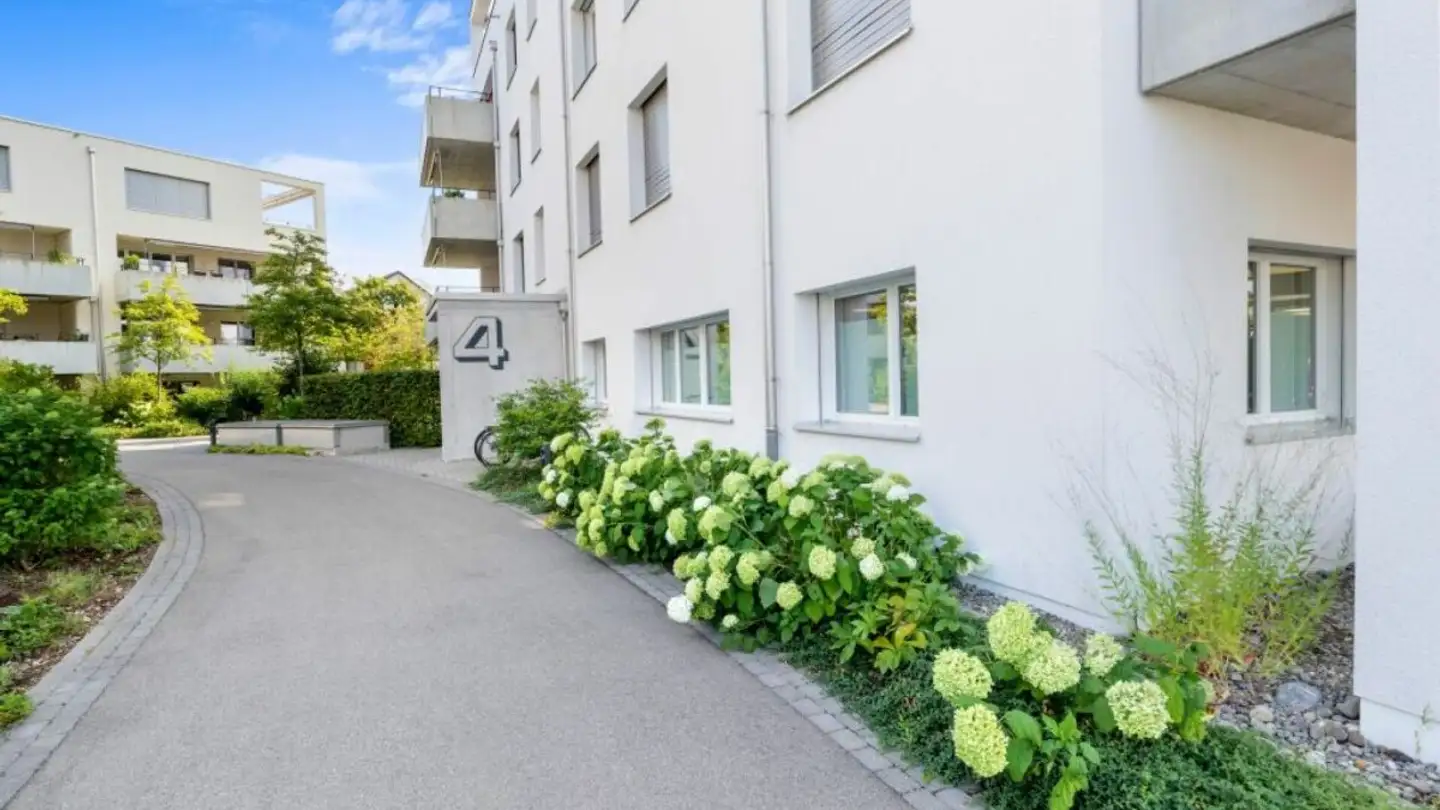 Attique à louer - Lindengartenstrasse 4, 8302 Kloten - Photo 2