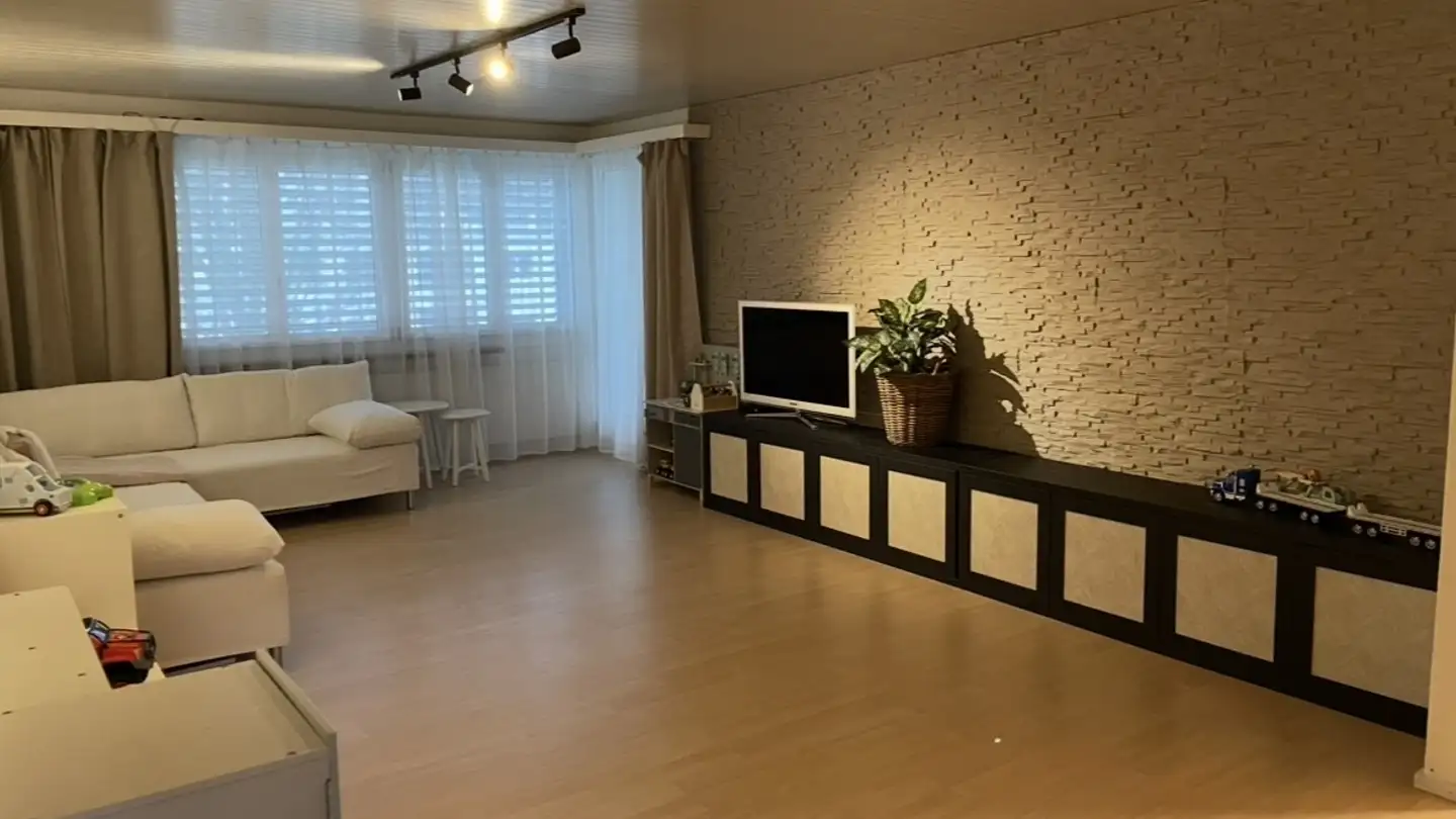 Appartement à louer - Dorfstrasse 153, 8424 Embrach