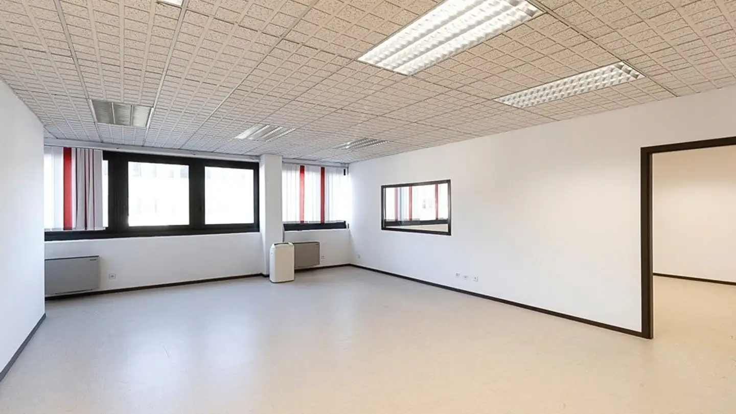 Spazio ufficio in affitto - Via Industria 3, 6814 Lamone - Photo 2