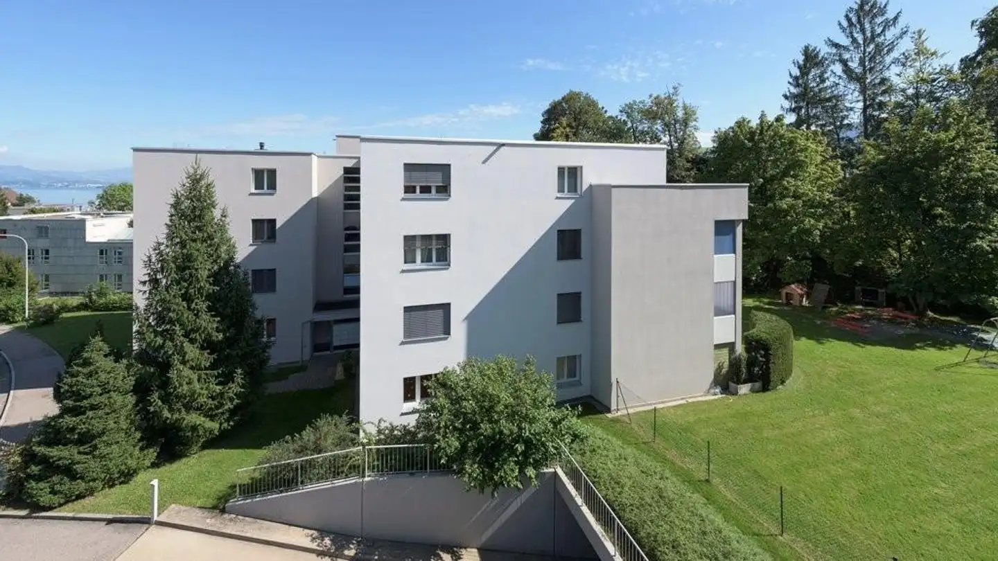 Tiefgaragenstellplatz mieten - Bodenstrasse, 8805 Richterswil