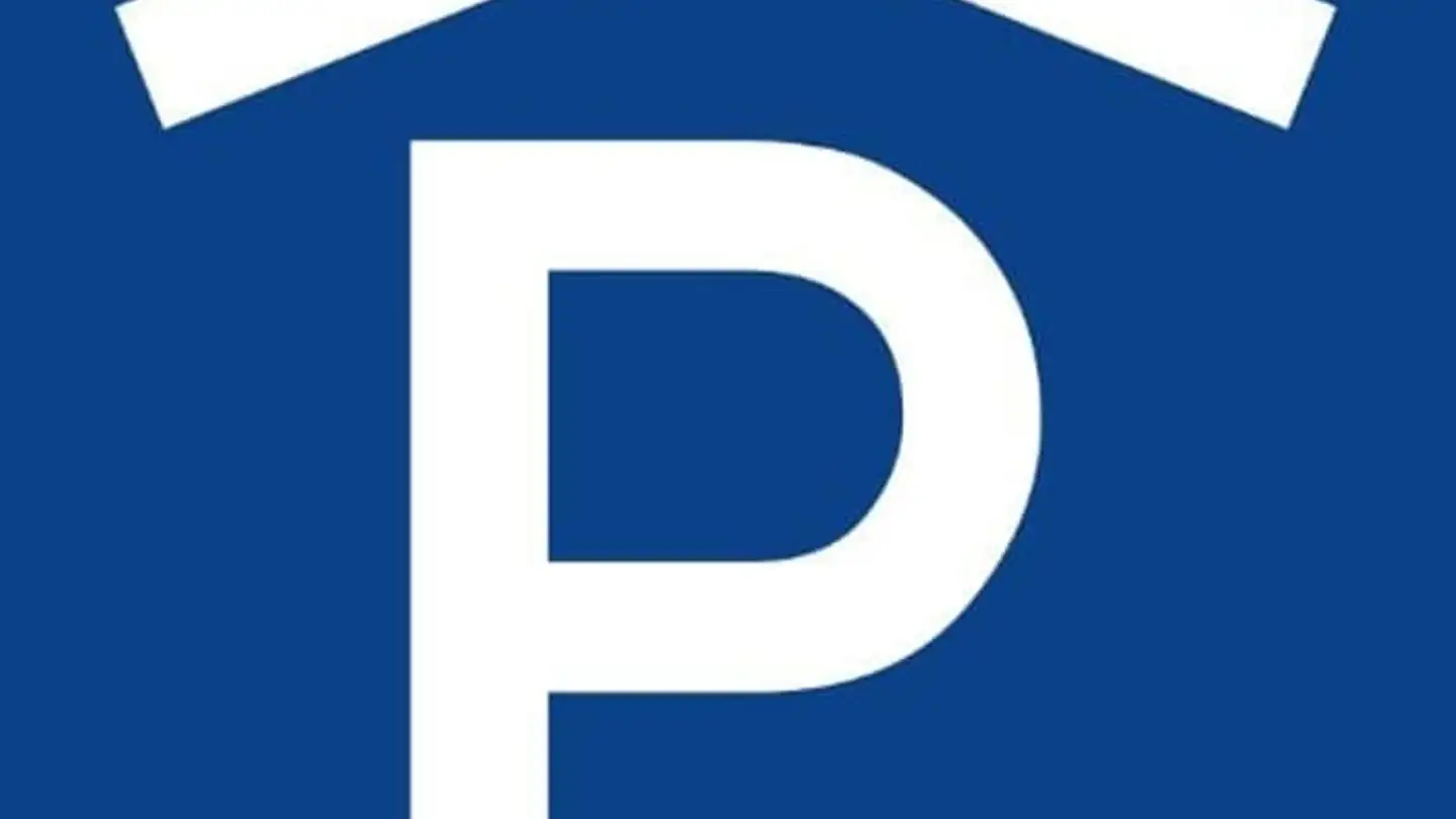 Place de parking souterraine à louer - Obere Heslibachstrasse, 8700 Küsnacht ZH