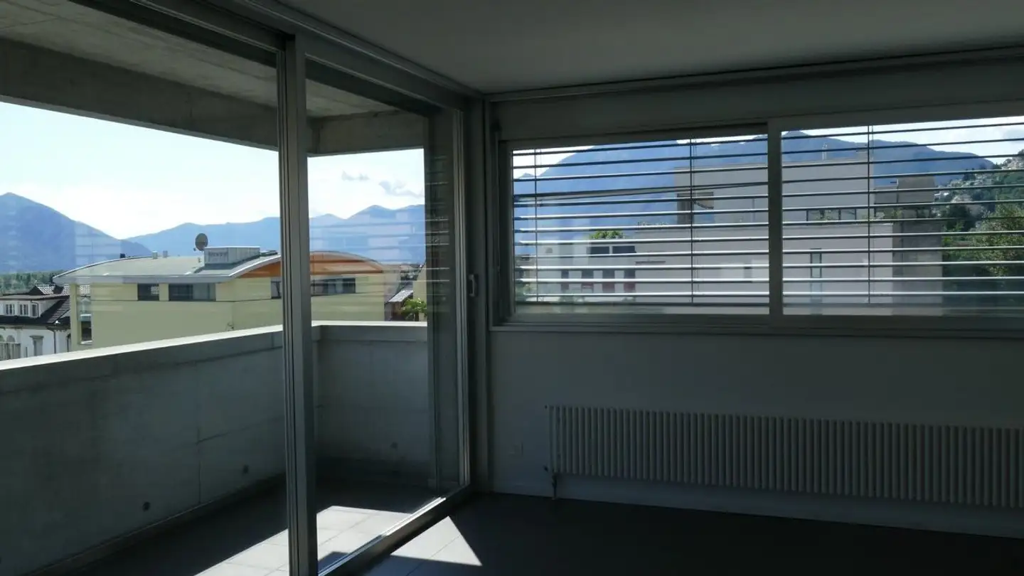 Appartement à louer - Via Borenco 16, 6648 Minusio