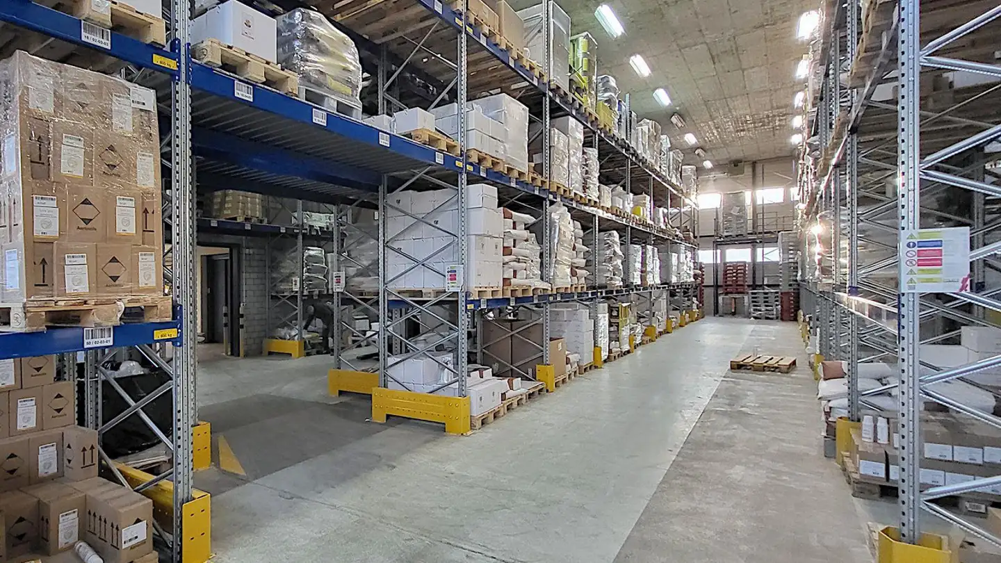 Espace de stockage à louer - Gewerbestrasse 25, 4123 Allschwil - Photo 2