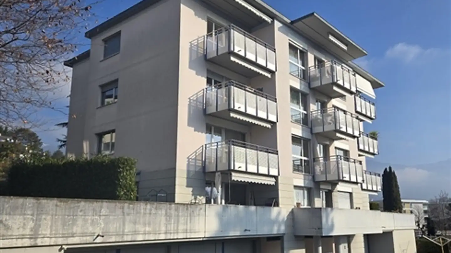 Parcheggio esterno in affitto - Chemin Des Murs-Blancs 20, 1814 La Tour-de-Peilz