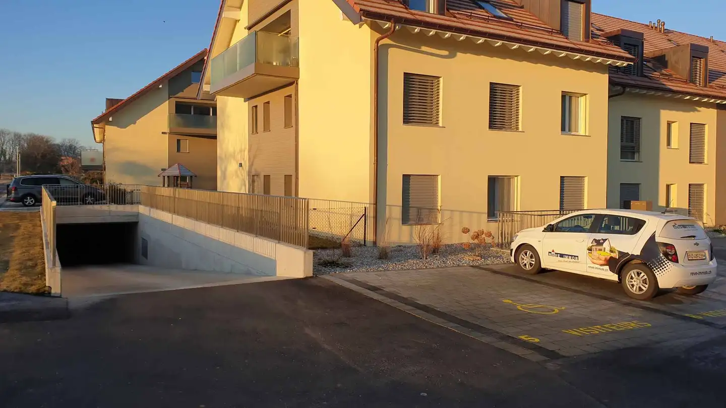 Outdoor parking space for rent - 1432 Belmont-sur-Yverdon