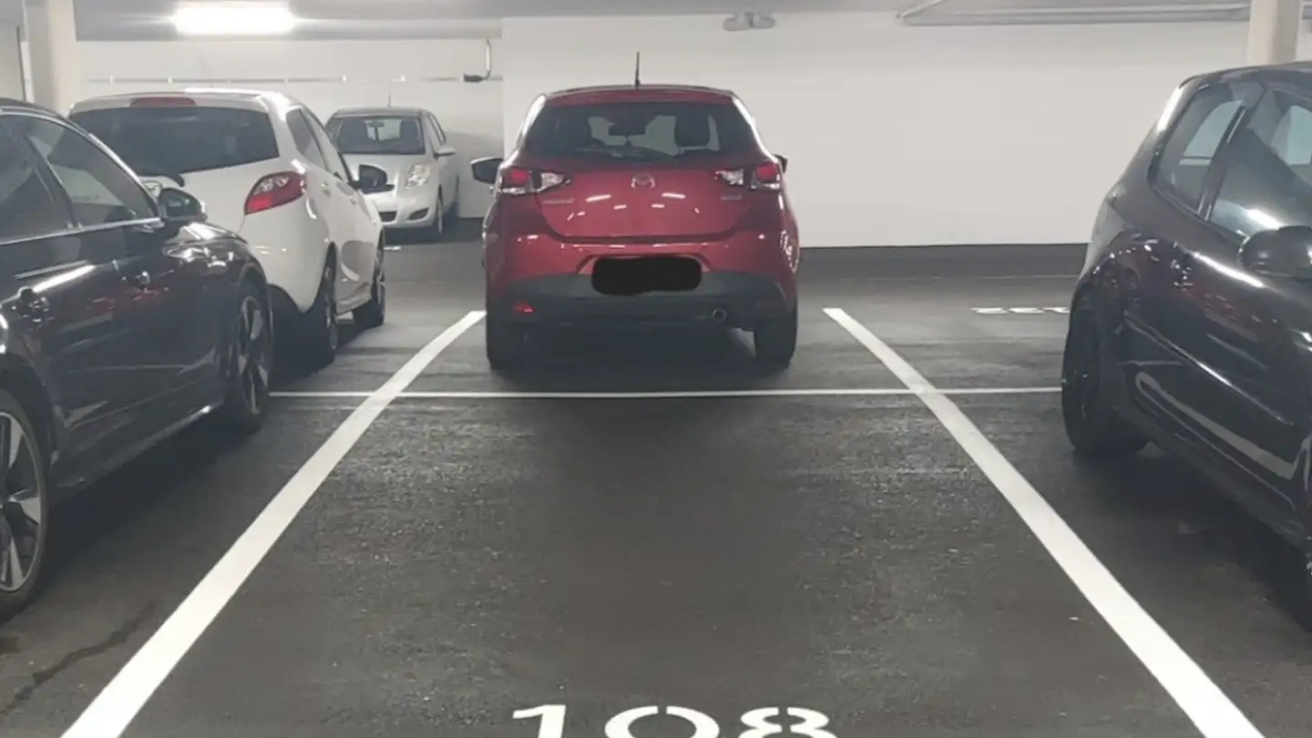 Garage individuel à louer - Bahnweg 45, 4852 Rothrist