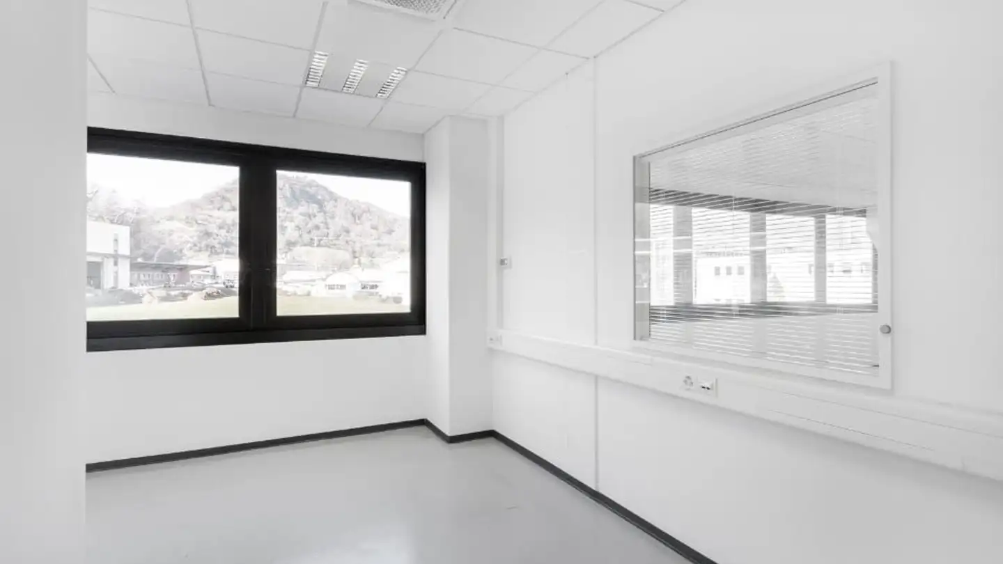 Spazio ufficio in affitto - Via Industria 3, 6814 Lamone - Photo 4