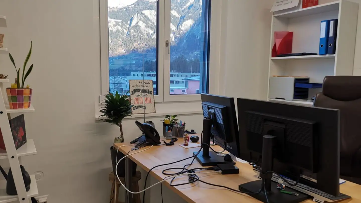 Bureau à louer - Bahnhofstrasse 3, 7408 Cazis - Photo 2