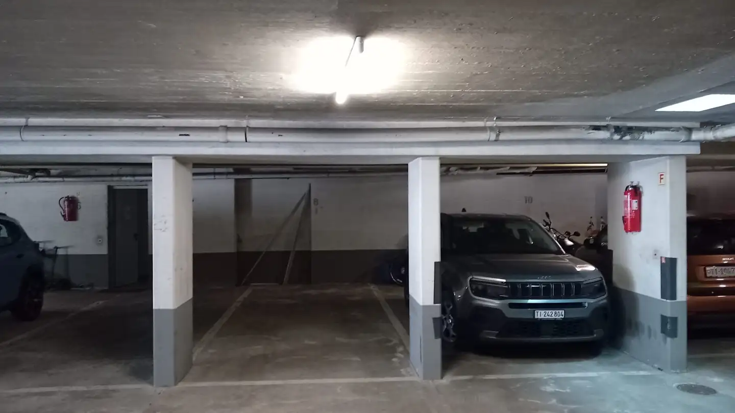 Outdoor parking space for rent - Via Pedemonte 20, 6962 Viganello - Photo 4