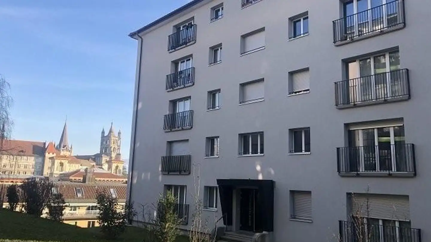 Underground parking space for rent - Avenue de Riant-Mont 8, 1004 Lausanne