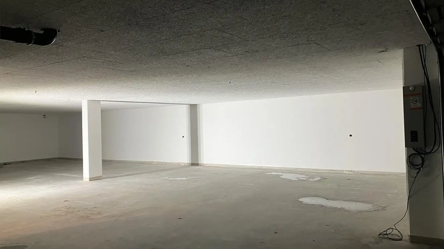 Underground parking space for rent - Seestrasse 9, 6203 Sempach Station