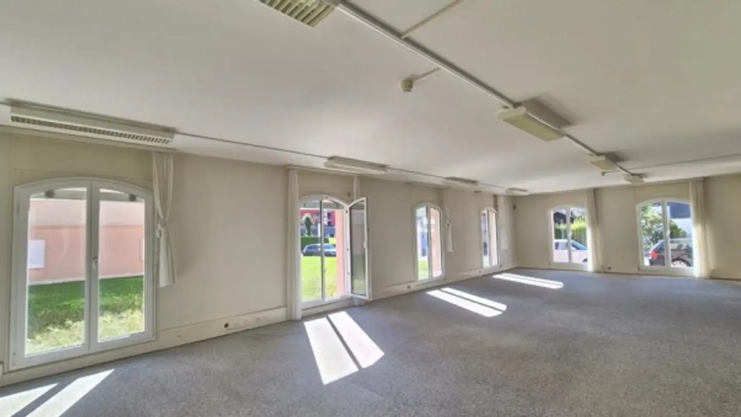 Commercial à louer - Route De Vevey 105, 1618 Châtel-St-Denis - Photo 4