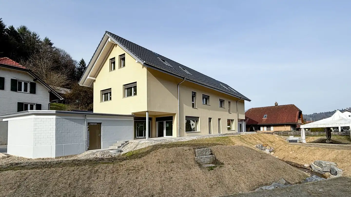 Casa bifamiliare in vendita - Grabenstrasse 9, 4805 Brittnau - Foto 2