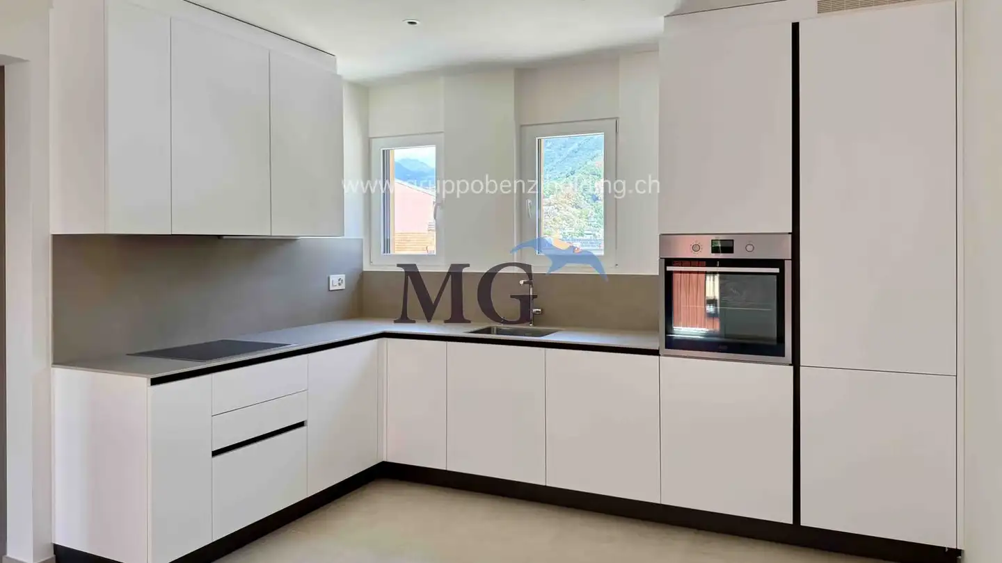 Apartment for sale - Piazza Grande 7, 6512 Giubiasco