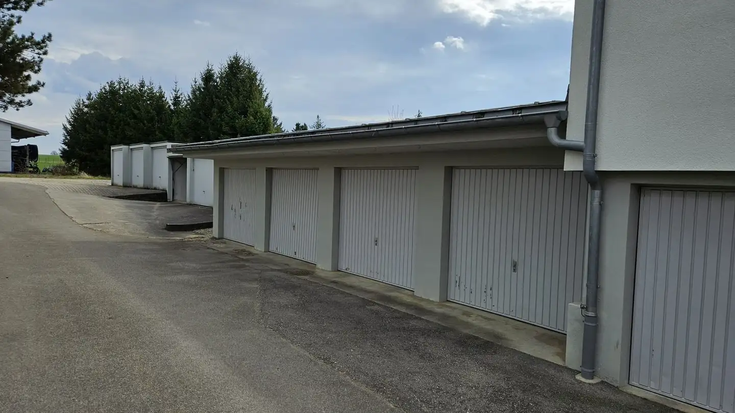 Single garage for rent - Schaffhauserstrasse 19, 8213 Neunkirch - Photo 3