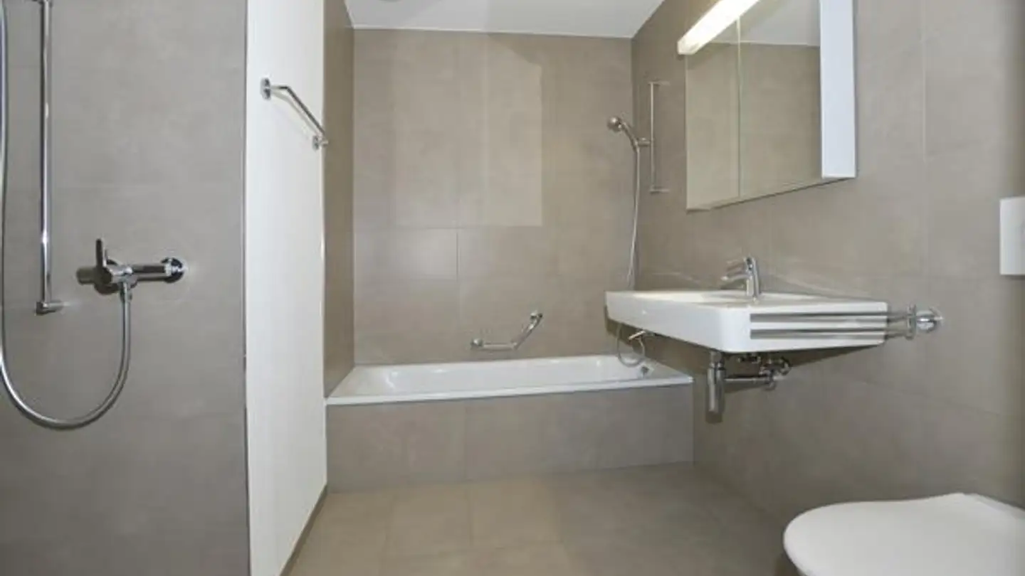 Wohnung mieten - Dorfstrasse 10, 8630 Rüti ZH - Foto 4