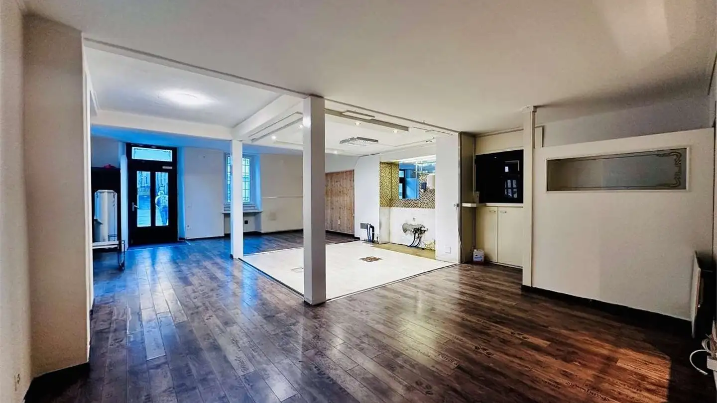 Office space for rent - Piazza Grande 11, 6826 Riva San Vitale - Photo 3