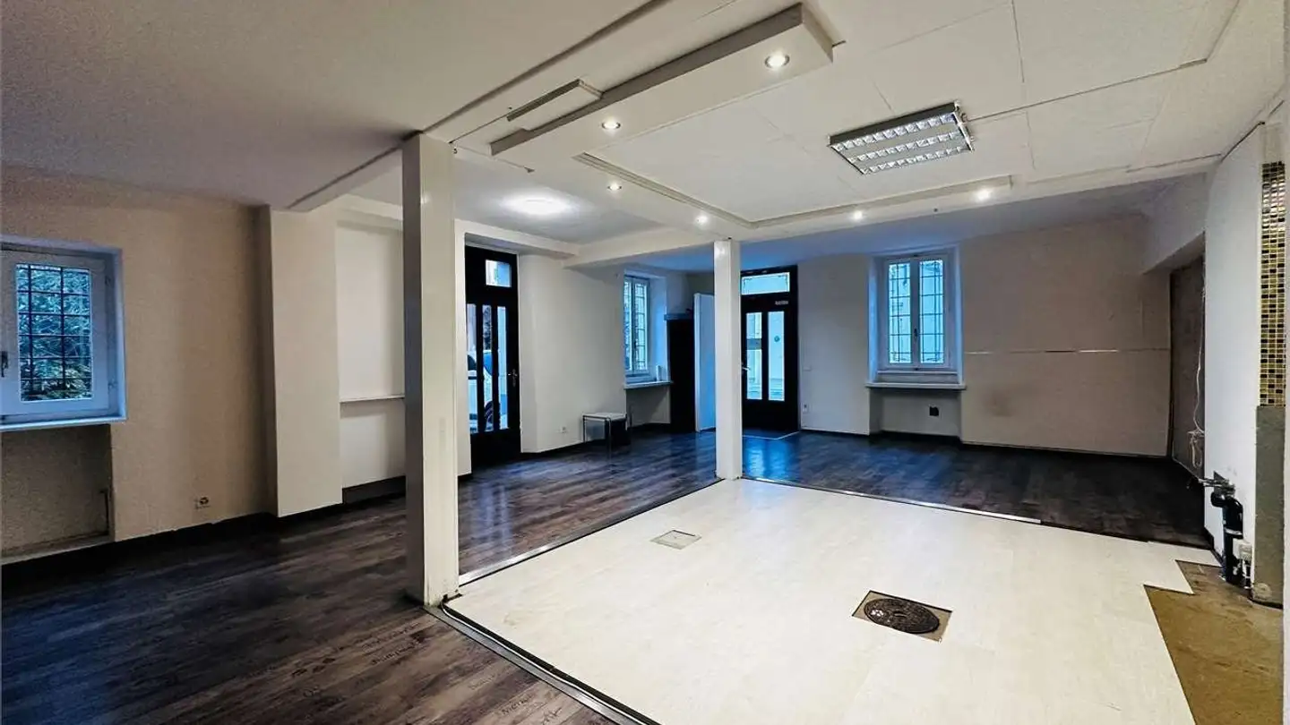 Office space for rent - Piazza Grande 11, 6826 Riva San Vitale - Photo 4