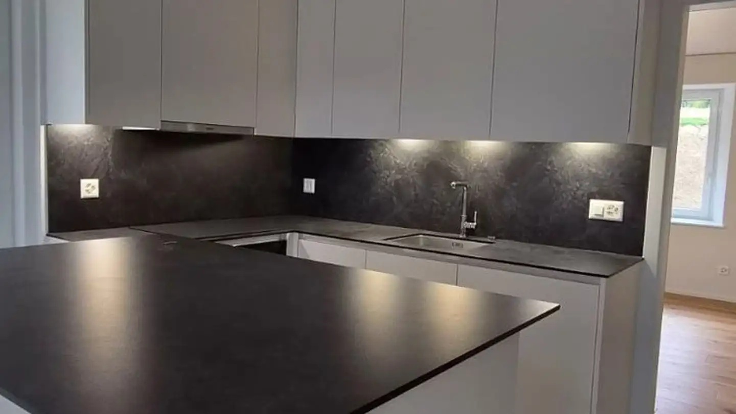 Stepped apartment for rent - Route De Cudrefin, 1586 Vallamand - Photo 4