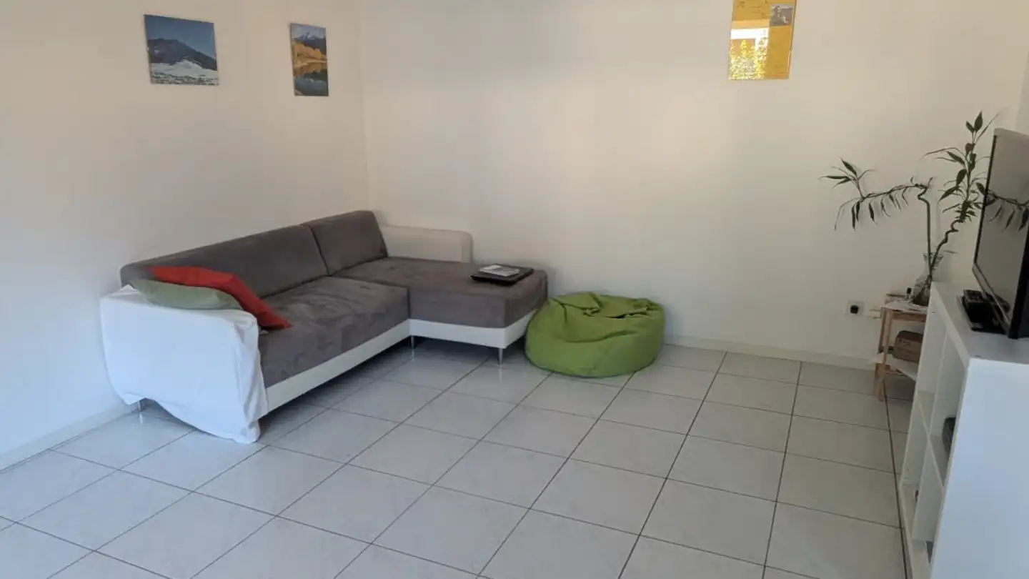 Wohnung mieten - A La Mògina 3, 6535 Roveredo GR - Foto 3
