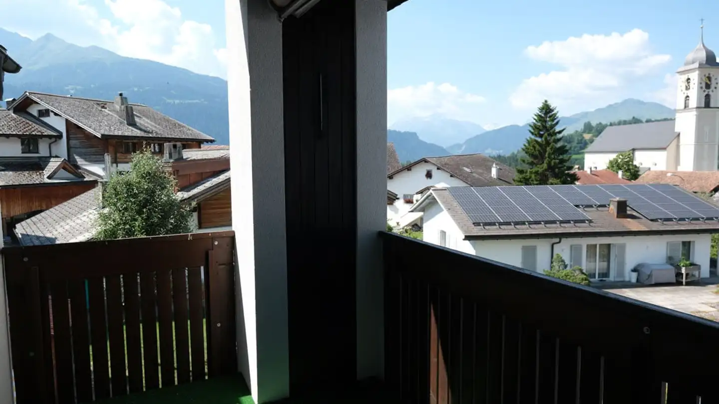 Appartamento ammobiliato in vendita - Via Principala, 7031 Laax GR