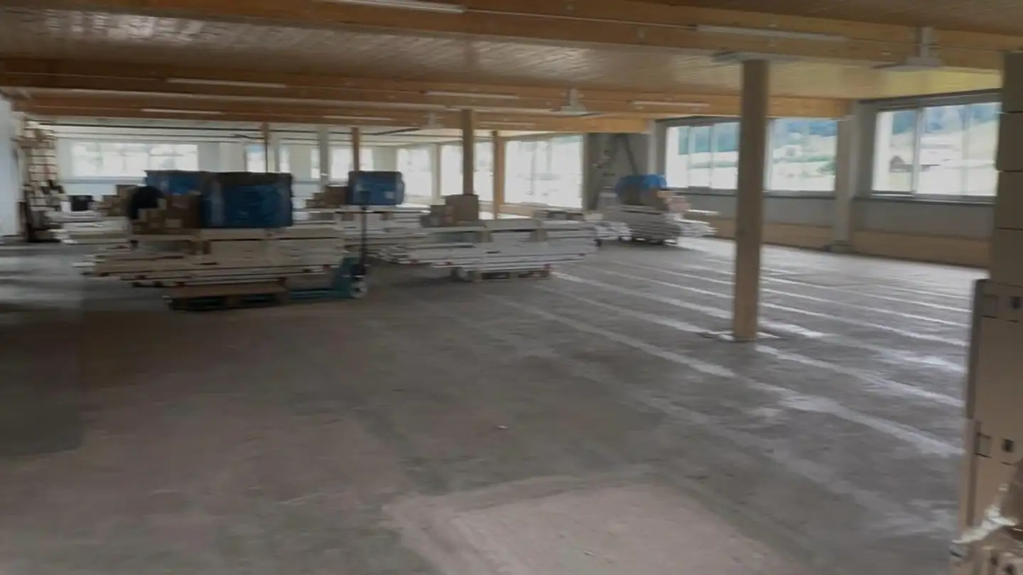 Espace de stockage à louer - 8840 Trachslau