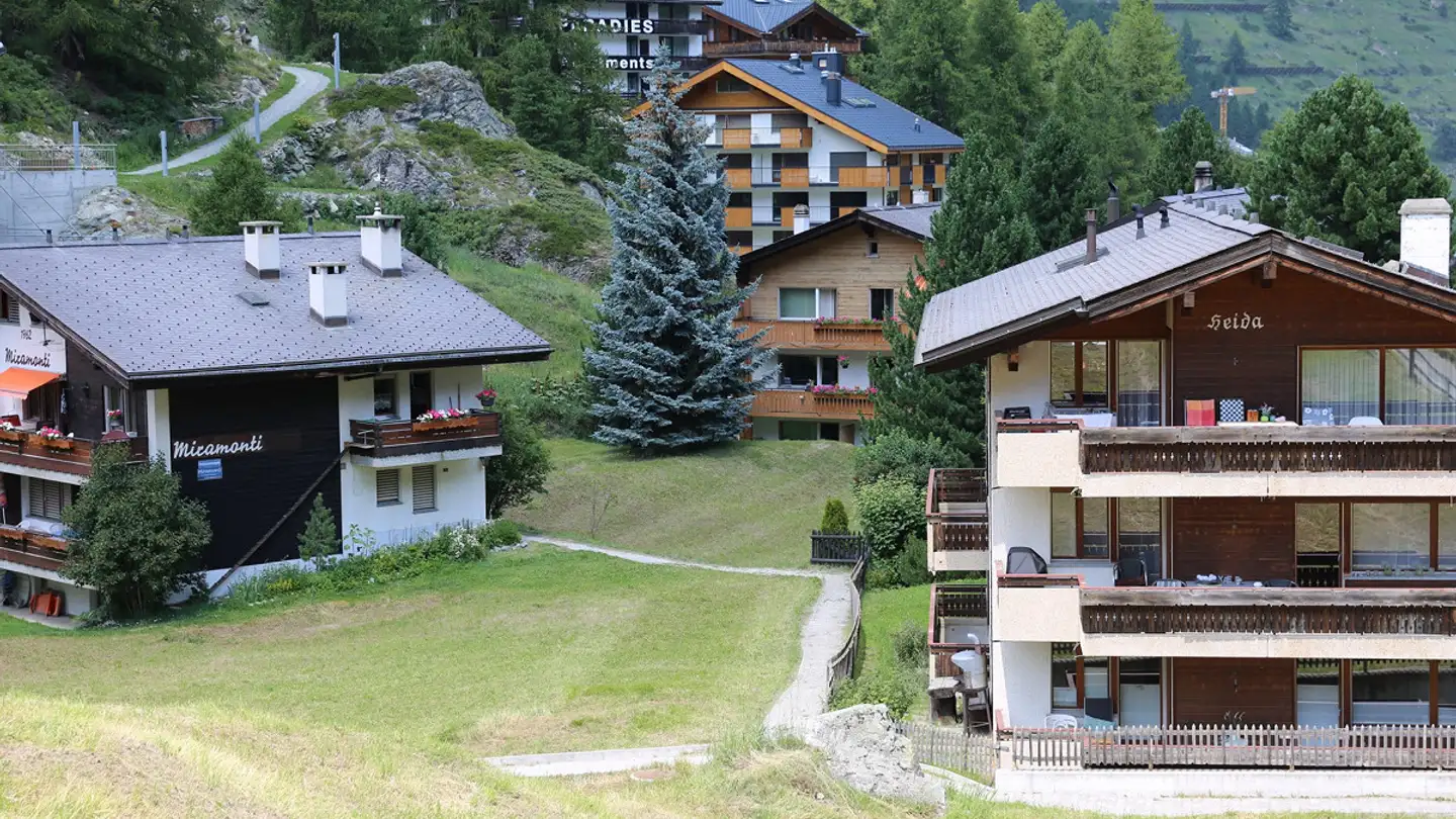 Constructible plot for sale - 3920 Zermatt
