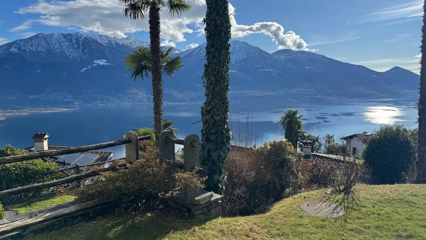 Maison en terrasse à louer - 6648 Minusio